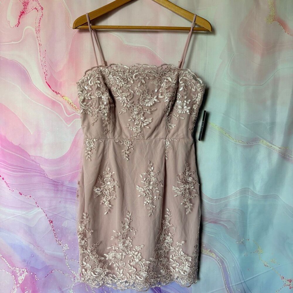 LuLus L Pink Lace Mini Dress Preppy Romantic Cocktail Professional Classy Boho